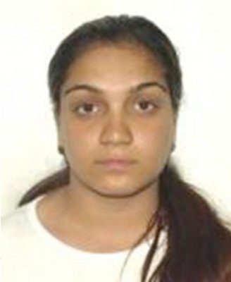 Tânără dispărută de acasă, căutată de poliţişti